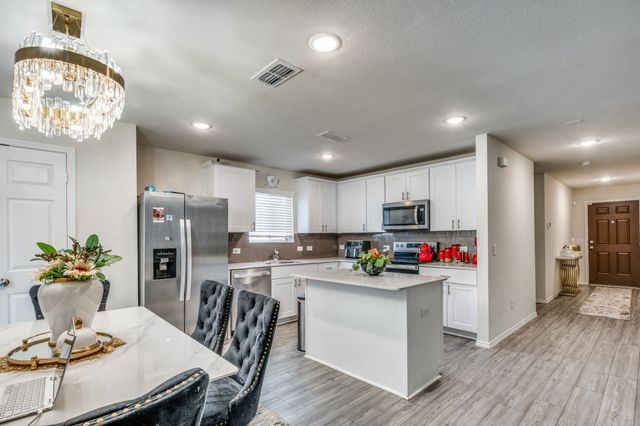 4613 Benham Drive, Fort Worth, TX 76036