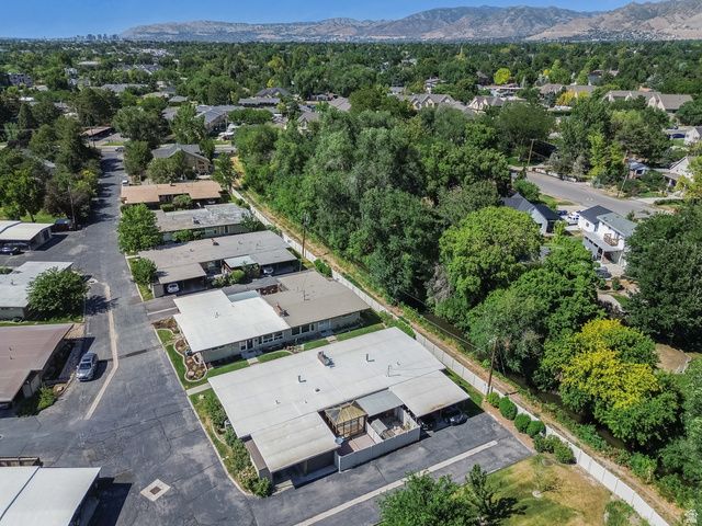 4547 S TANGLEWOOD DR, Holladay, UT 84117