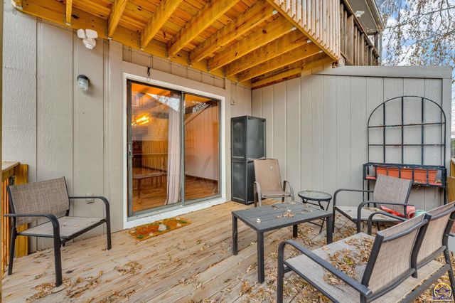 5337 SW Chelsea CT, Topeka, KS 66604