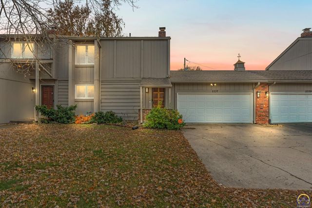 5337 SW Chelsea CT, Topeka, KS 66604
