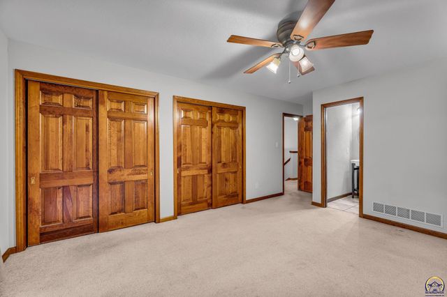 5337 SW Chelsea CT, Topeka, KS 66604