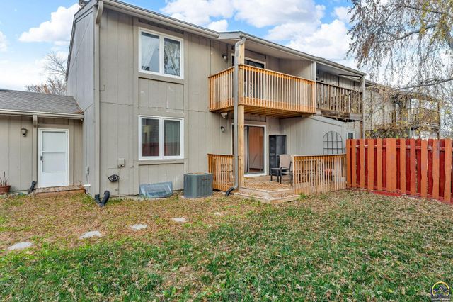 5337 SW Chelsea CT, Topeka, KS 66604