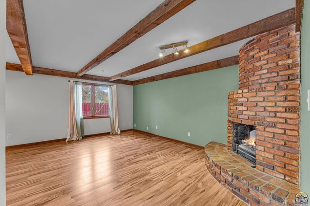 5337 SW Chelsea CT, Topeka, KS 66604