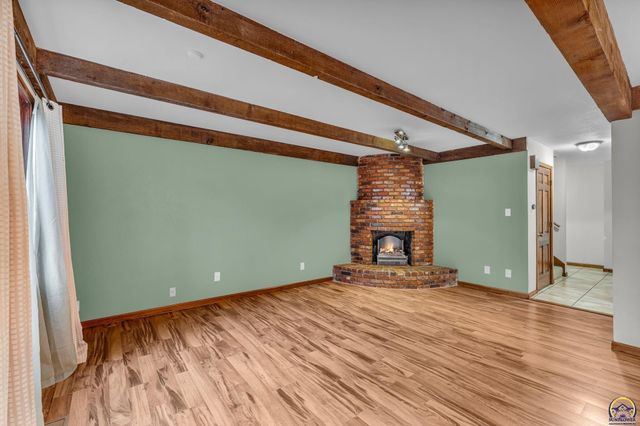 5337 SW Chelsea CT, Topeka, KS 66604