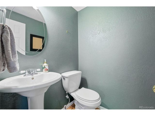 4924 S Dunkirk Way, Centennial, CO 80015
