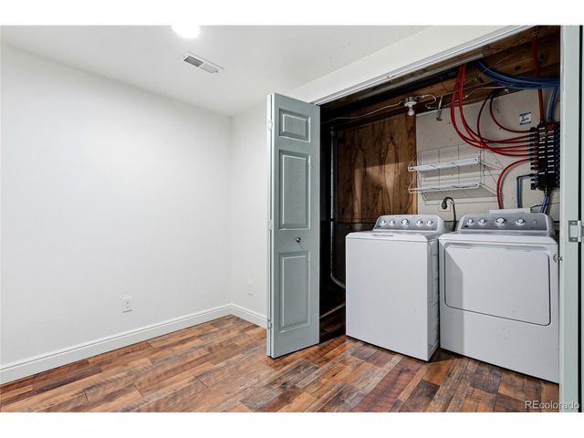 4924 S Dunkirk Way, Centennial, CO 80015