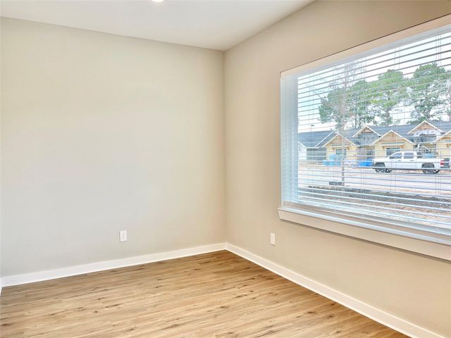 10317 Lake Road 4A, Houston, TX 77070