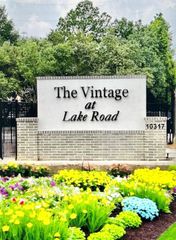 10317 Lake Road 4A, Houston, TX 77070