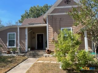 606 Schwab Street, Yoakum, TX 77995