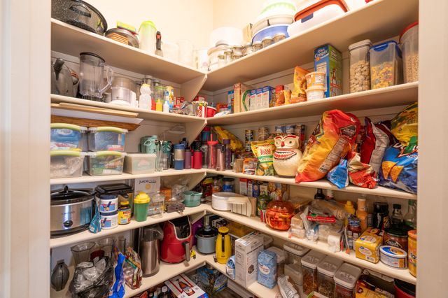 7001 Valentine Loop, Santa Fe, NM 87507
