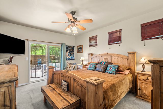 7001 Valentine Loop, Santa Fe, NM 87507