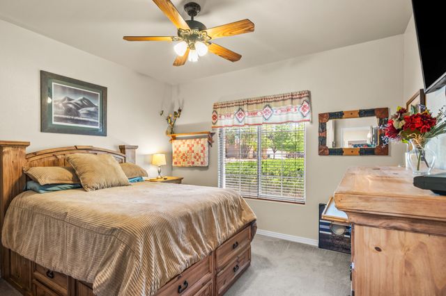 7001 Valentine Loop, Santa Fe, NM 87507