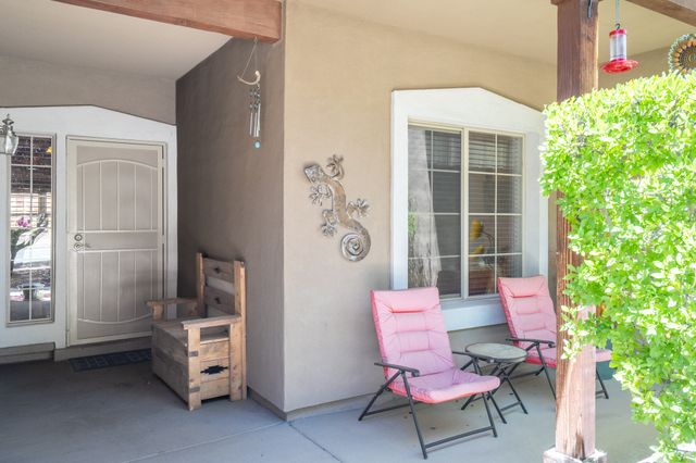 7001 Valentine Loop, Santa Fe, NM 87507