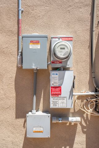7001 Valentine Loop, Santa Fe, NM 87507