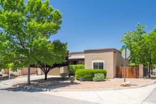 7001 Valentine Loop, Santa Fe, NM 87507