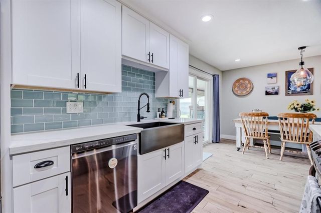 2363 Twin Oaks, Orange, TX 77630