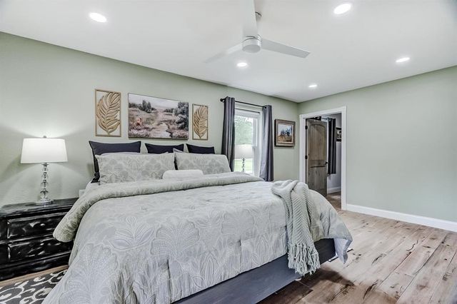 2363 Twin Oaks, Orange, TX 77630