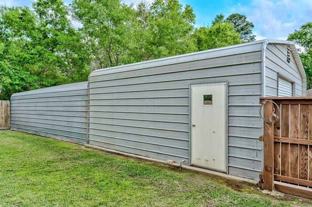 2363 Twin Oaks, Orange, TX 77630