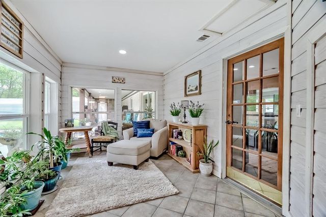 2363 Twin Oaks, Orange, TX 77630