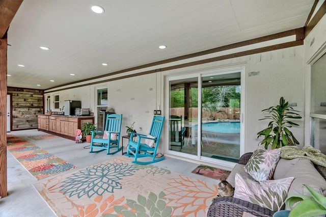 2363 Twin Oaks, Orange, TX 77630