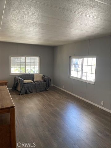 37 Elm Via, Anaheim, CA 92801