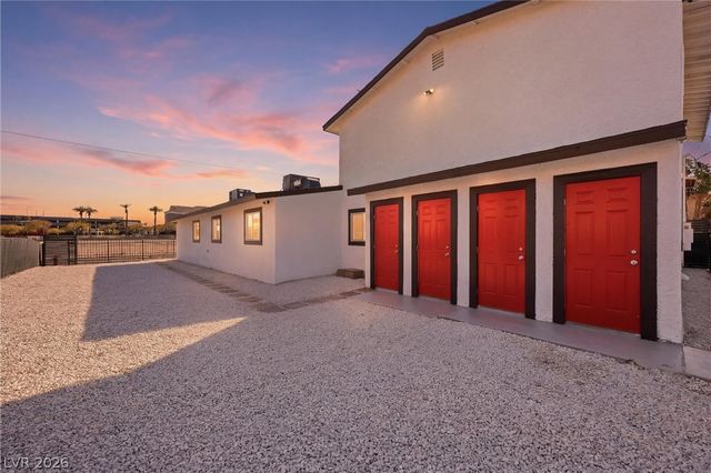 488 Albert Avenue, Las Vegas, NV 89119