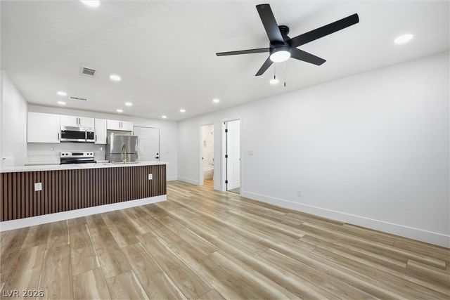 488 Albert Avenue, Las Vegas, NV 89119