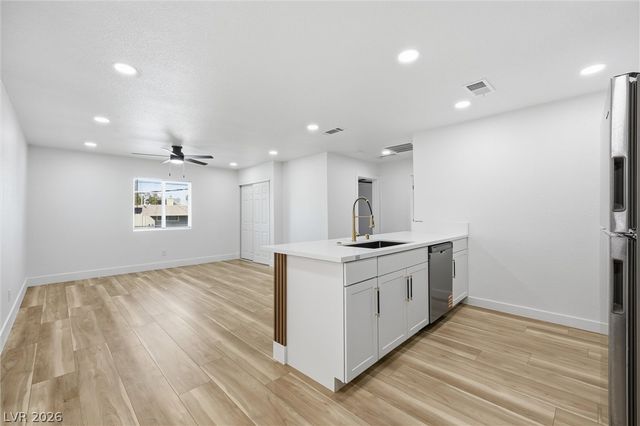 488 Albert Avenue, Las Vegas, NV 89119