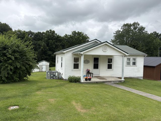 204 Blair Avenue, Sweetwater, TN 37874