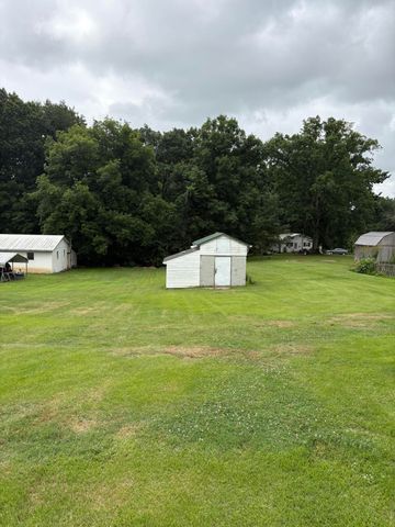 204 Blair Avenue, Sweetwater, TN 37874