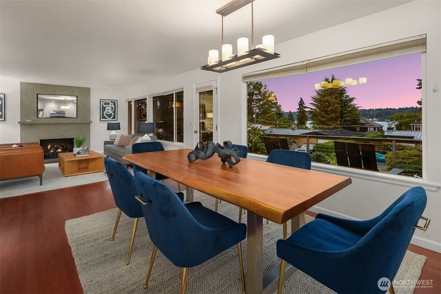 6425 Hampton Road S, Seattle, WA 98118