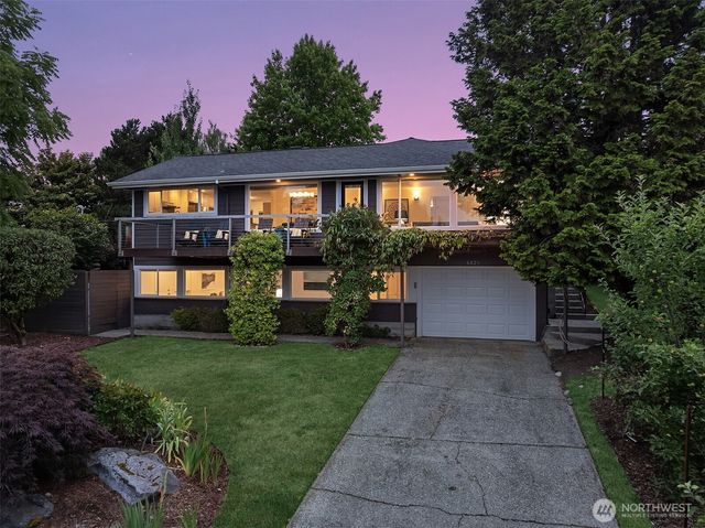 6425 Hampton Road S, Seattle, WA 98118
