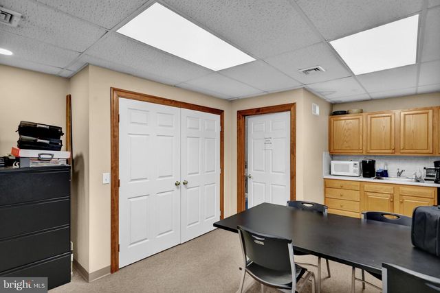 3534 KUTZTOWN RD, Reading, PA 19605