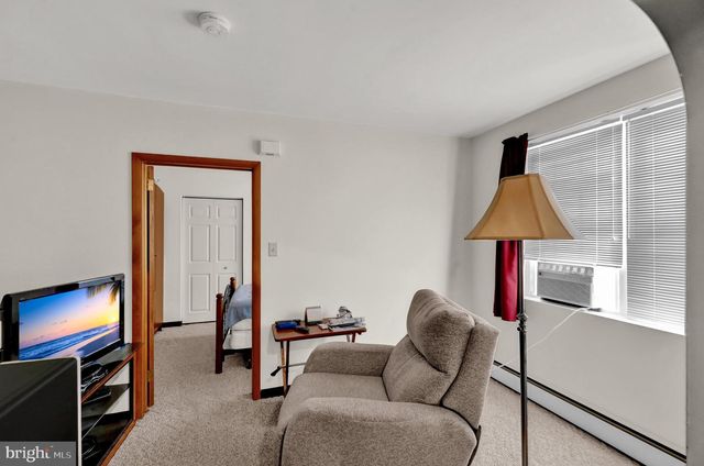 3534 KUTZTOWN RD, Reading, PA 19605