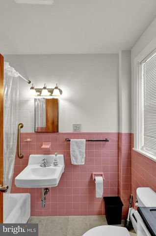 3534 KUTZTOWN RD, Reading, PA 19605
