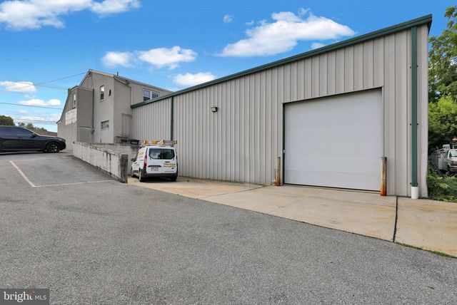 3534 KUTZTOWN RD, Reading, PA 19605