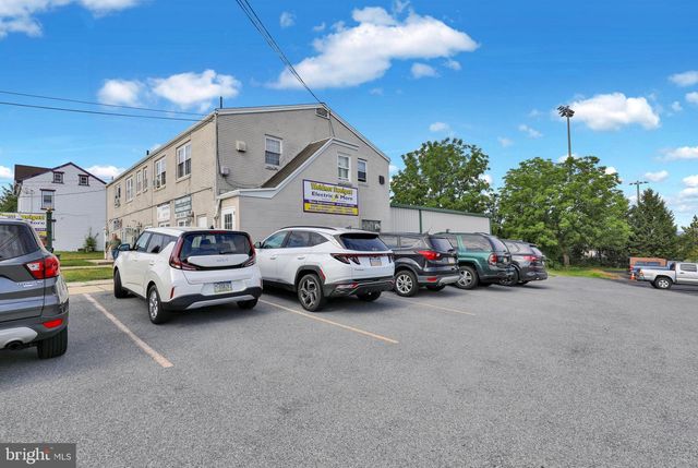 3534 KUTZTOWN RD, Reading, PA 19605