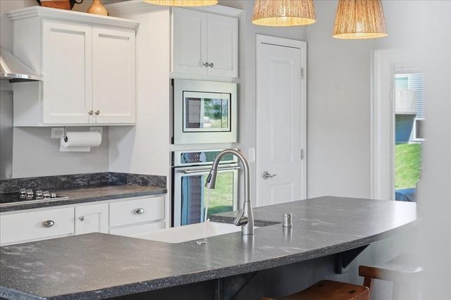 1817 Red Fern Lane, Madison, WI 53718