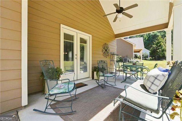 216 Hawthorne Ridge Circle, Dallas, GA 30132