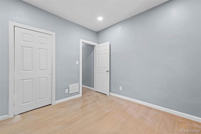 19421 Eureka Street, Detroit, MI 48234