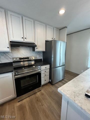 1166 Lafayette Rd C9, Medina, OH 44256