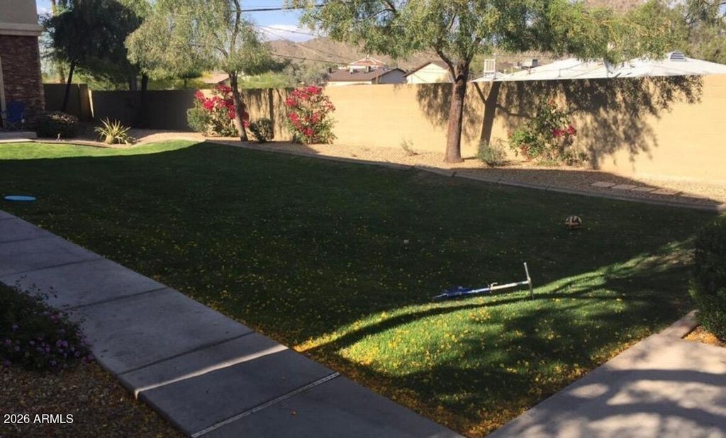 2014 E SWEETWATER Avenue, Phoenix, AZ 85022 — photo 4