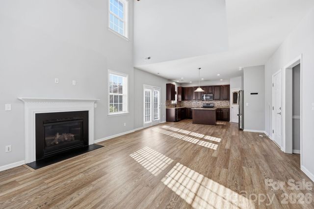 197 Roanoke Road, Fletcher, NC 28732