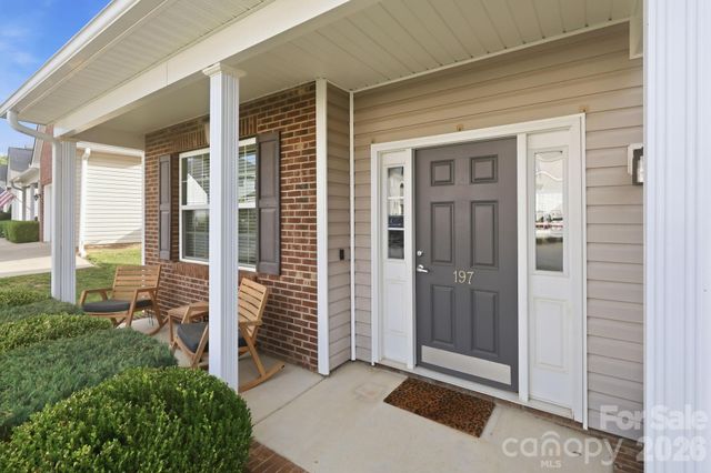 197 Roanoke Road, Fletcher, NC 28732