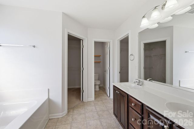 197 Roanoke Road, Fletcher, NC 28732