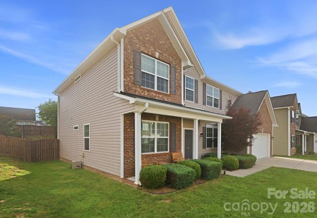 197 Roanoke Road, Fletcher, NC 28732
