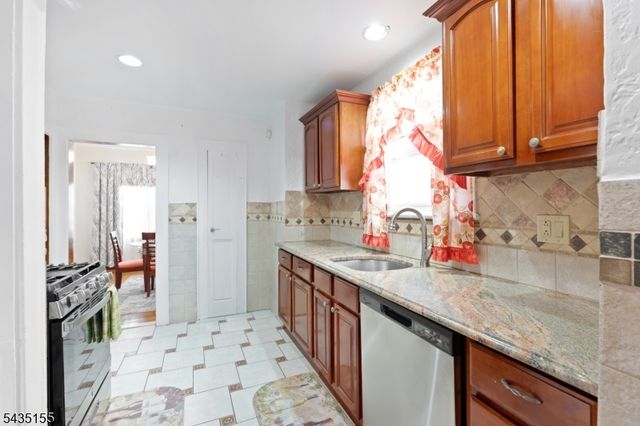 1515 Rose Ter, Union Twp., NJ 07083