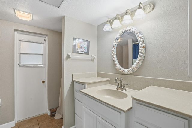 195 URUGUAY DRIVE, Punta Gorda, FL 33983