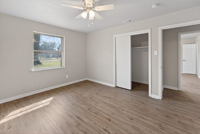 307 Fairlane Dr., Longview, TX 75604