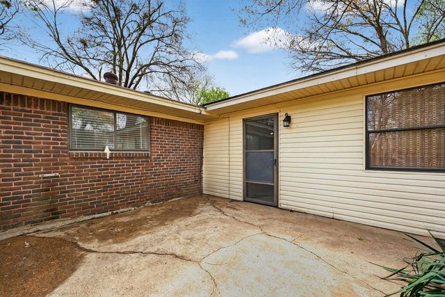 307 Fairlane Dr., Longview, TX 75604